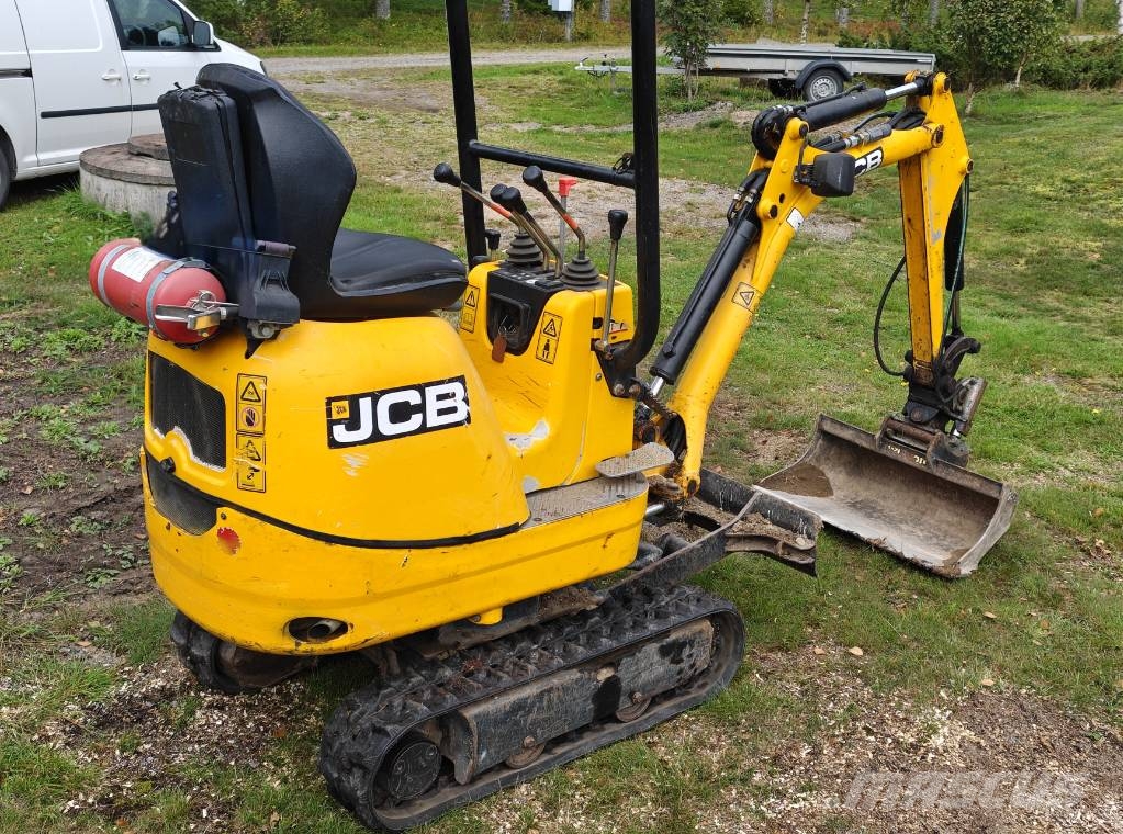 JCB 8008 Minikoparki