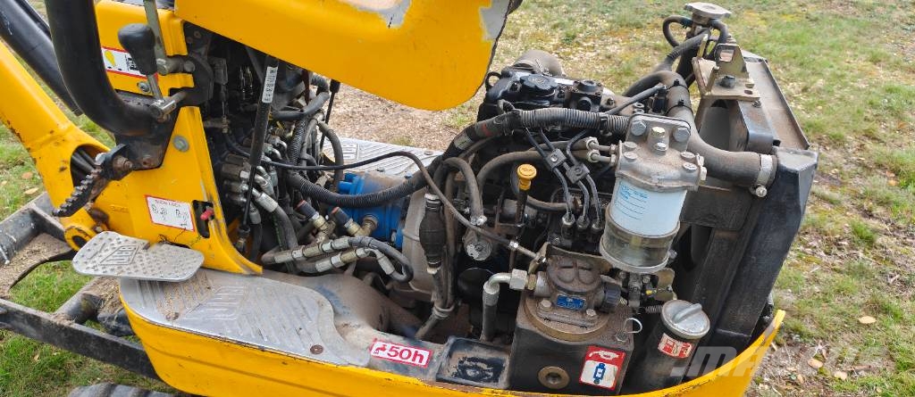 JCB 8008 Minikoparki