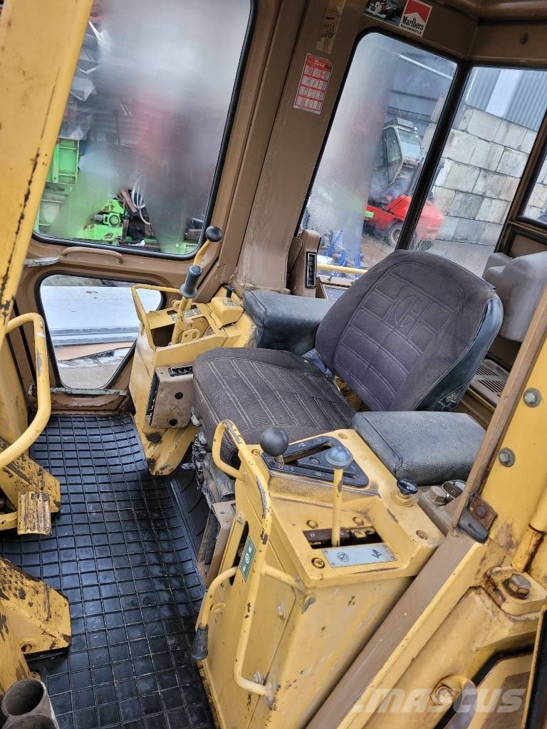 CAT 953 Φορτωτές με ερπύστριες