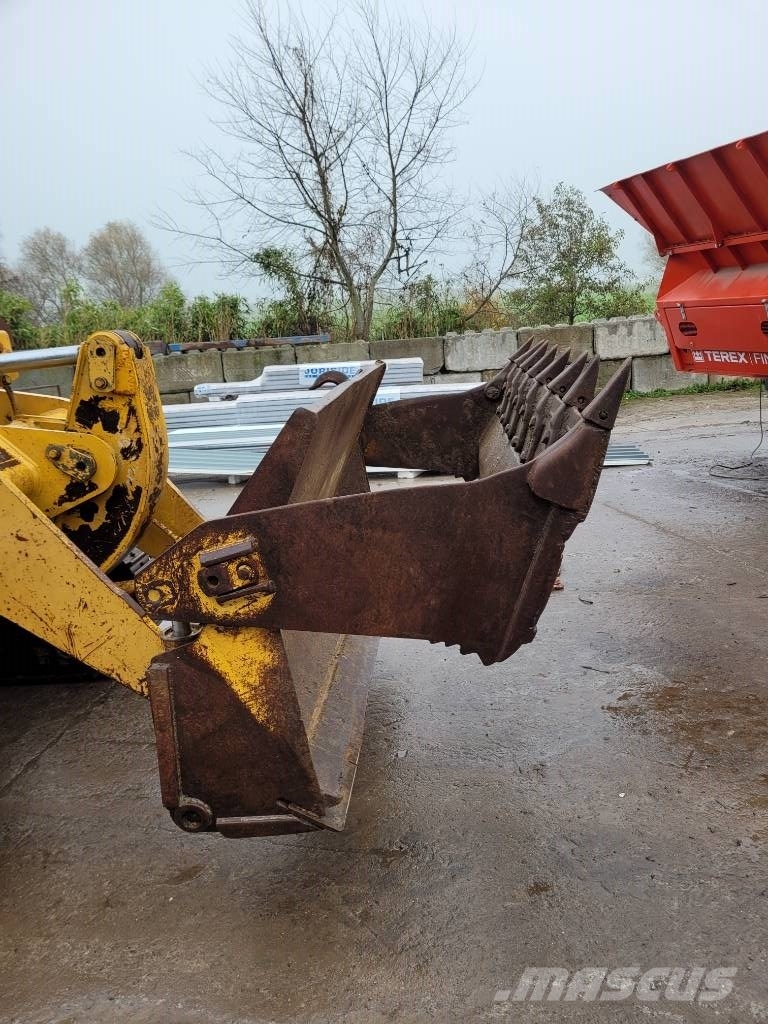 CAT 953 Φορτωτές με ερπύστριες
