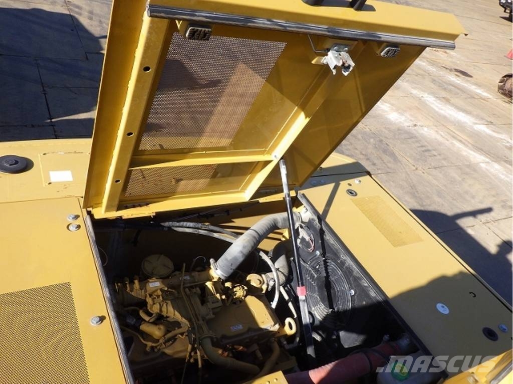CAT 323 07C | From Japan | Price to USA Included Bageri guseničari