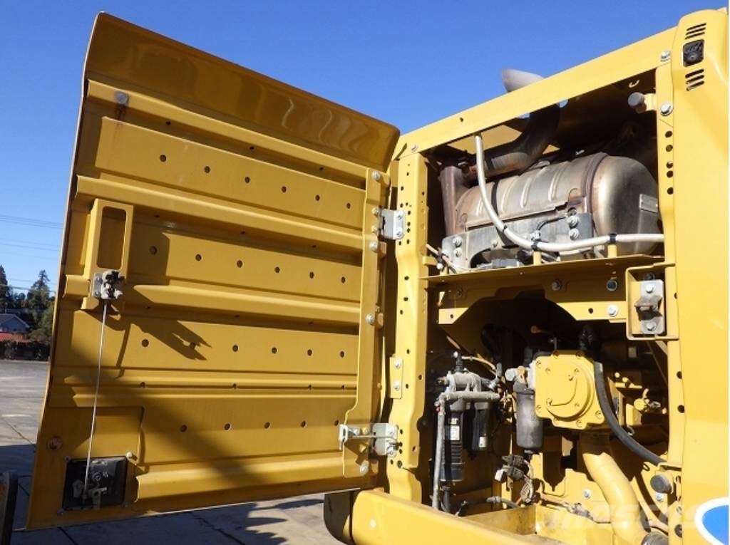 CAT 323 07C | From Japan | Price to USA Included Bageri guseničari