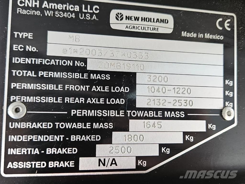 New Holland Boomer 3050 met Bos Maaiarm コンパクトトラクター