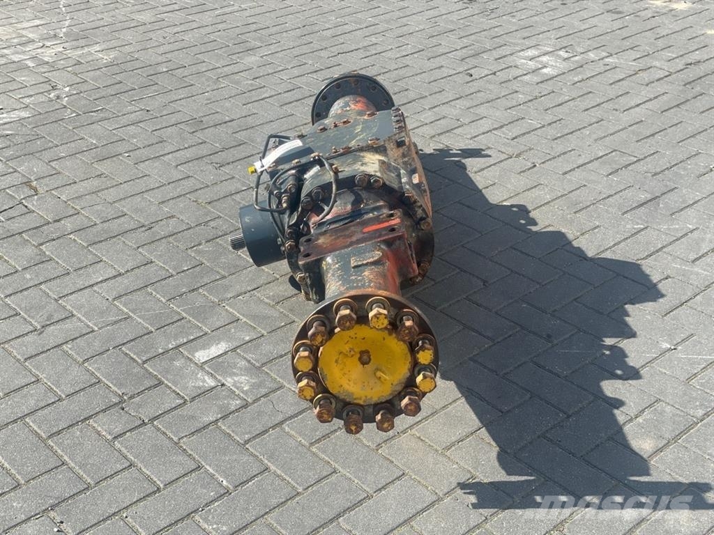 Komatsu WA200 - 418-22-30100 - Axle/Achse/As 轴