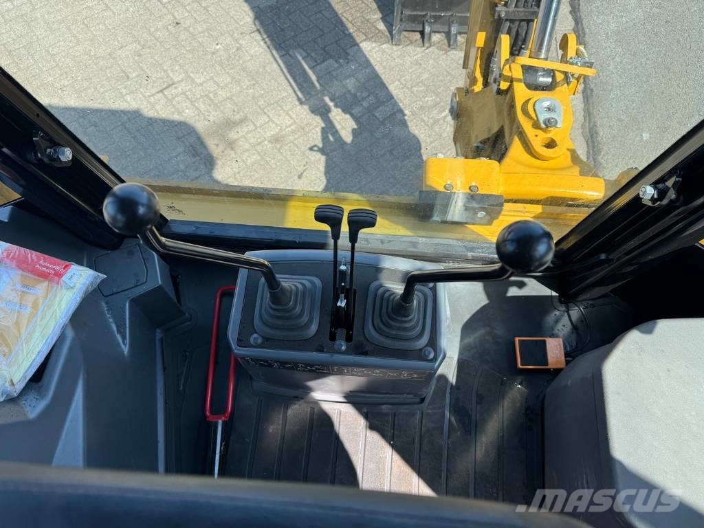 CAT 424 4x4 UNUSED NEW Rýpadlo-nakladače