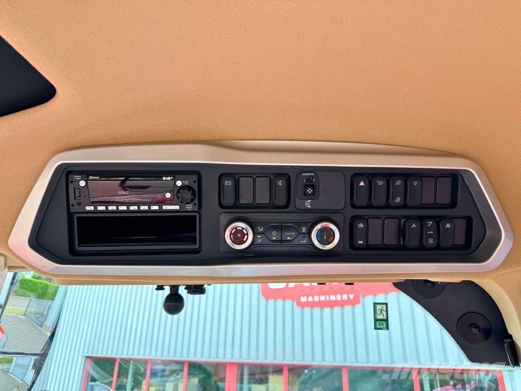 Case IH IH Puma 185 AFS Connect CVX Stage V GPS RTK Traktory