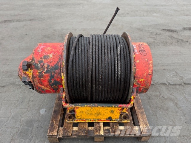 Bauer Gearmatic 23 SECR used hydraulic winch Draga