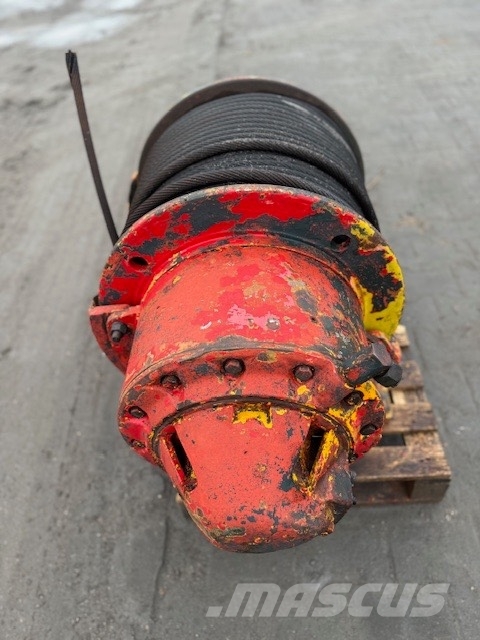 Bauer Gearmatic 23 SECR used hydraulic winch Draga