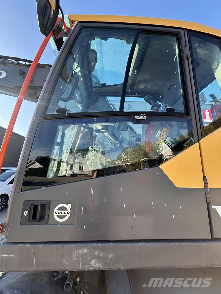 Volvo EWR150E Wheeled excavators