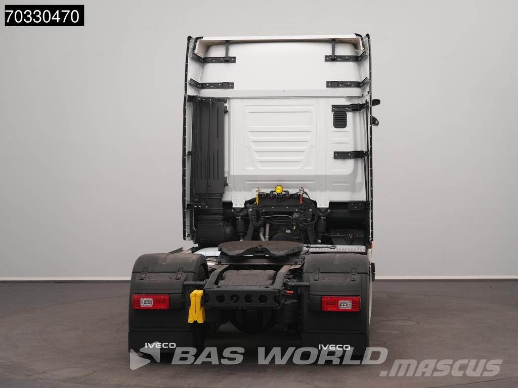 Iveco S-Way 500 4X2 NEW! Retarder 2x tanks Standklima AC Camiones tractor