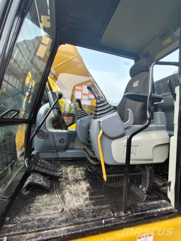 CAT 320D2L Bagri goseničarji