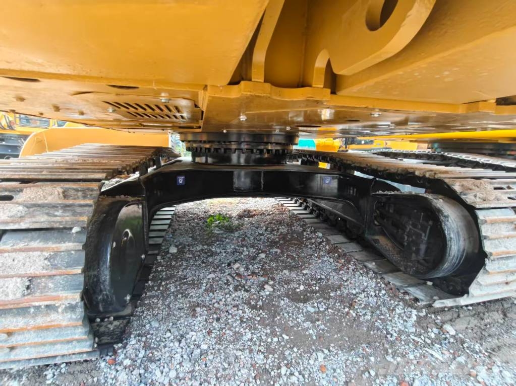 CAT 320D2L Bagri goseničarji