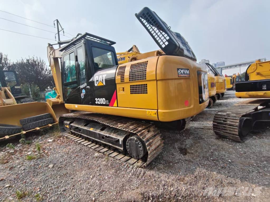 CAT 320D2L Bagri goseničarji