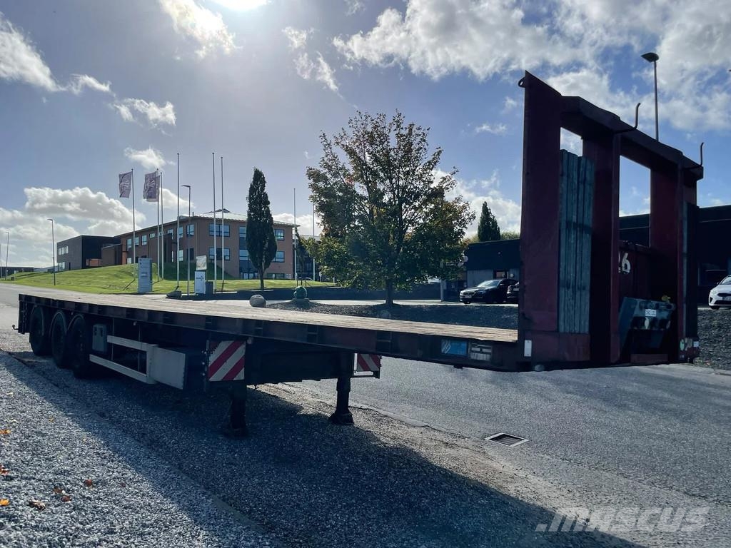 B-xl 3 akslet åben trailer med forsmæk Andere Auflieger