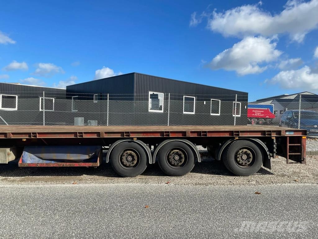 B-xl 3 akslet åben trailer med forsmæk Andere Auflieger