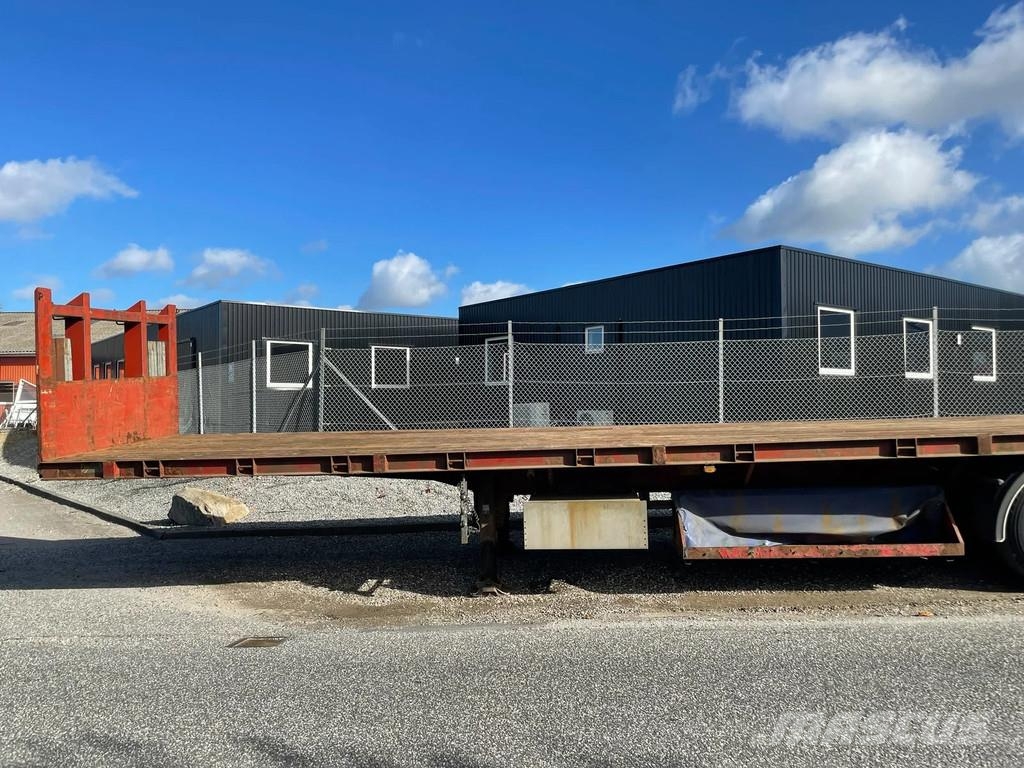 B-xl 3 akslet åben trailer med forsmæk Andere Auflieger