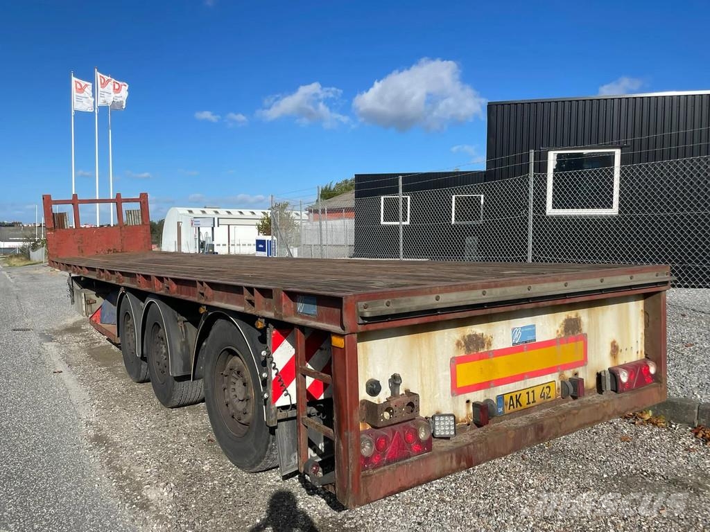 B-xl 3 akslet åben trailer med forsmæk Andere Auflieger