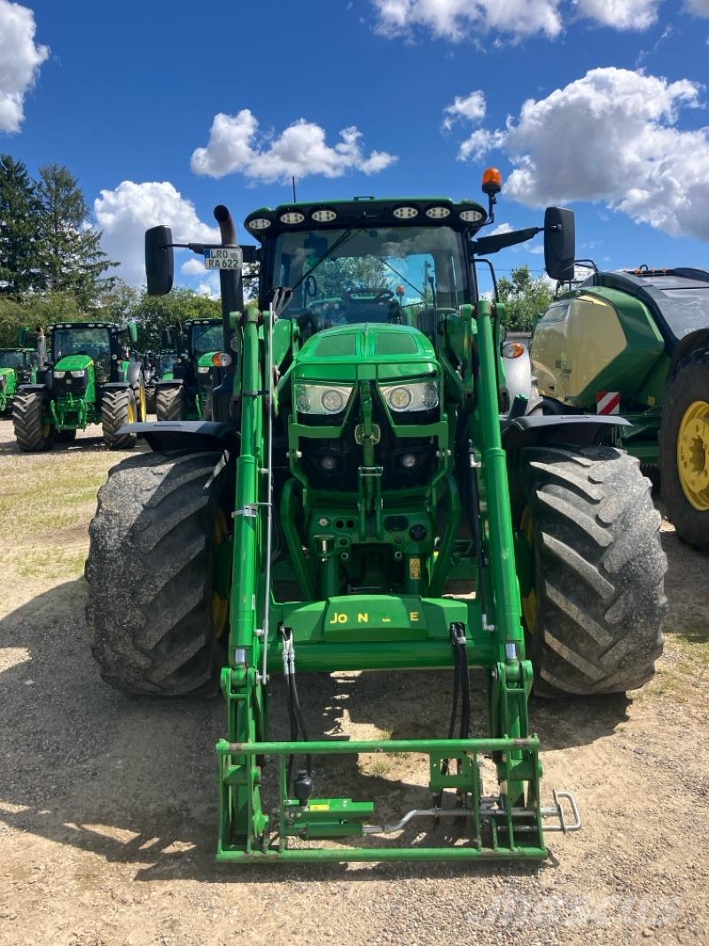 John Deere 6155R Traktori