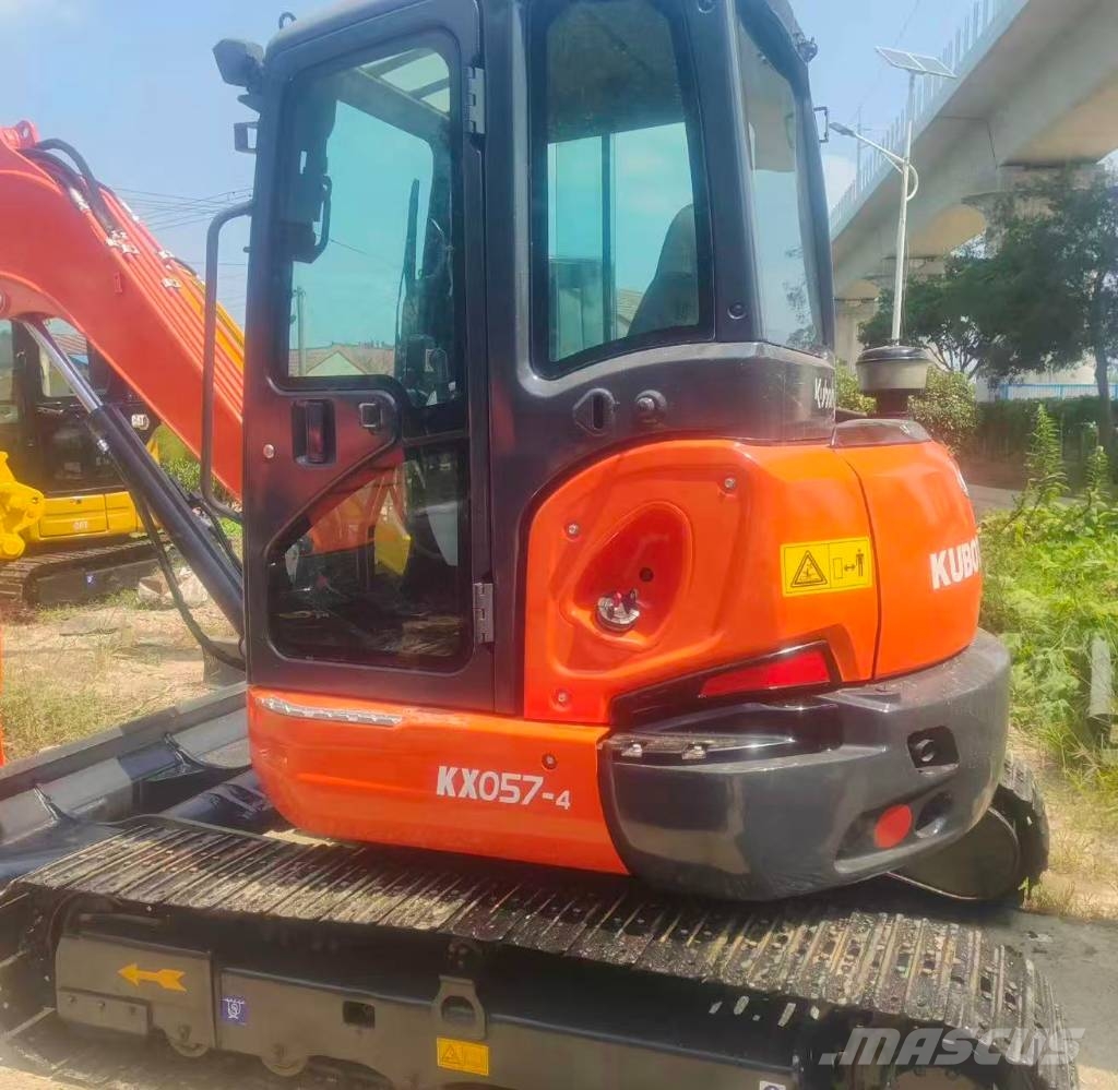 Kubota KX 057 Minibagger < 7t