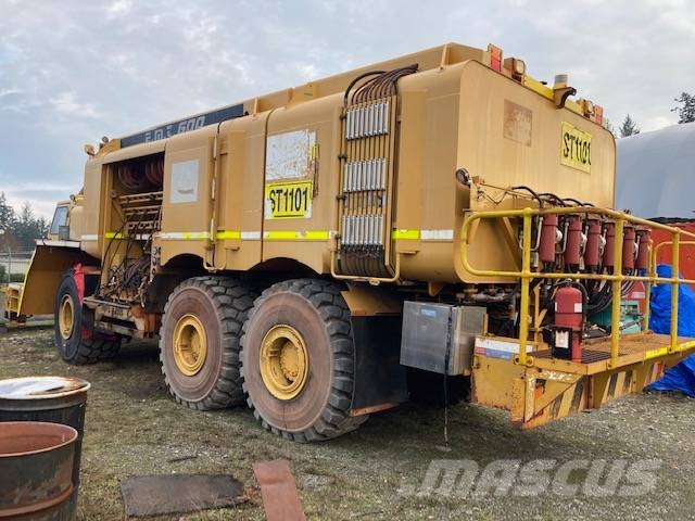 Cat/EMT EMT 600 Kraftstoff- und Zusatzstoffbehälter