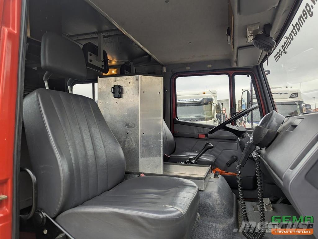 Mercedes-Benz 1124 AF 4x4 Dubbelcab 6Cil - 9 Pers - Kronenburg T Camiones de bomberos