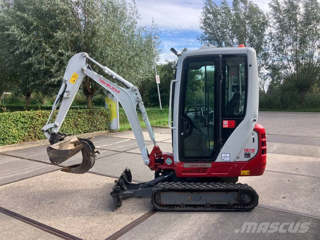 Takeuchi TB 216 midigraver | 3080 uur | verstelbare rupsen Mini ekskavatori < 7 t
