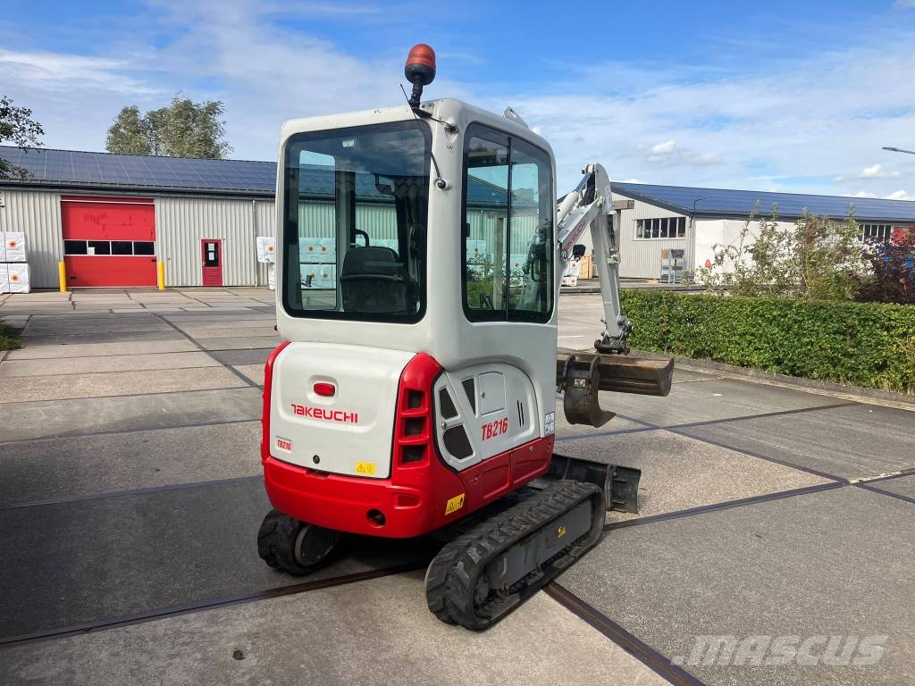 Takeuchi TB 216 midigraver | 3080 uur | verstelbare rupsen Mini ekskavatori < 7 t