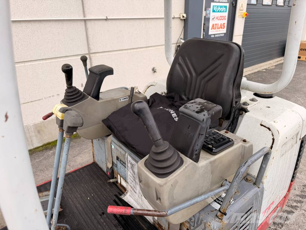 Takeuchi TB 016 Minikaivukoneet < 7t