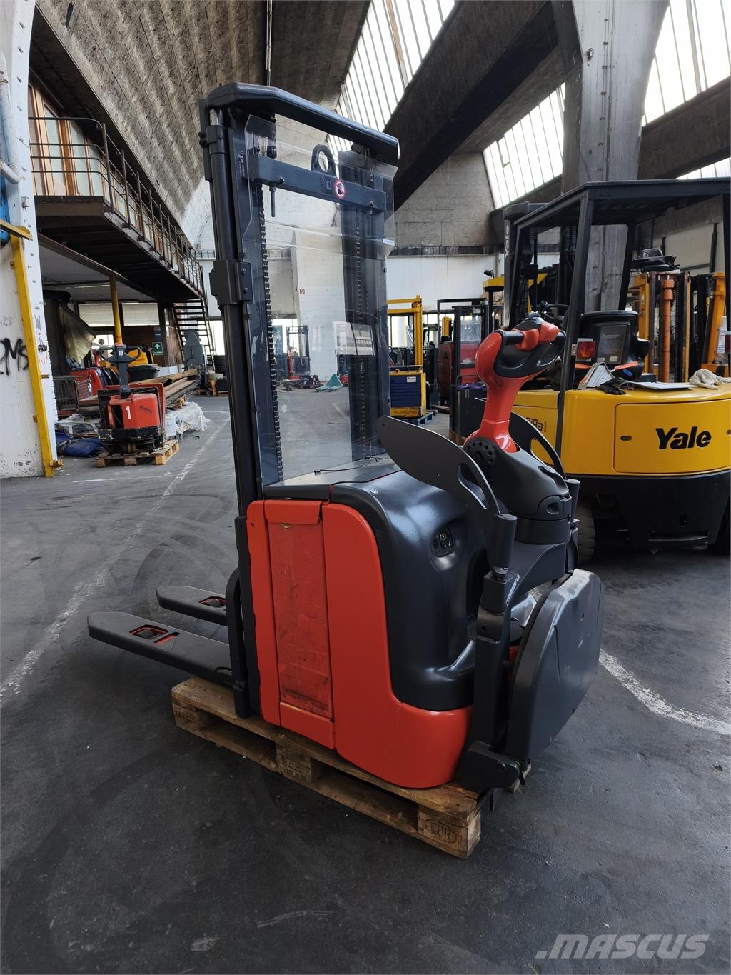 Linde L14 AP Samohybné vozíky