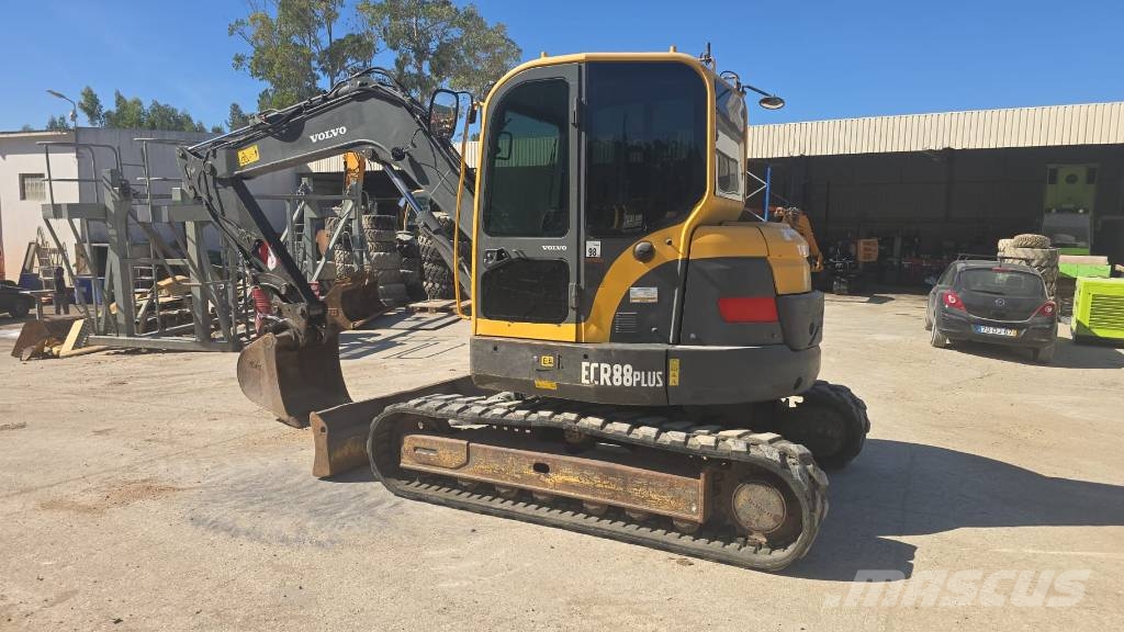 Volvo ECR 88 Midi bageri 7t – 12t