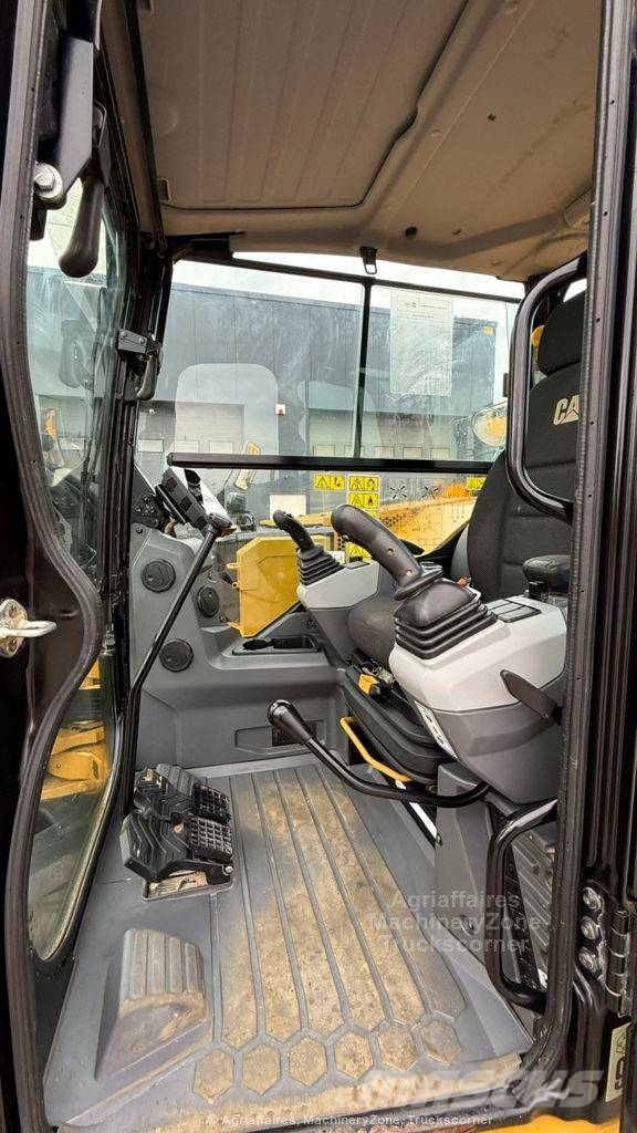 CAT 308 C CR حفارات وسط 7 طن - 12 طن