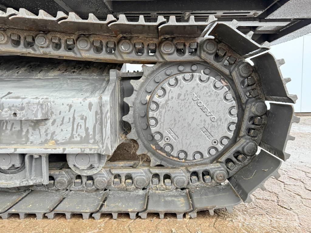 Volvo EC220D - New / Unused Crawler excavators