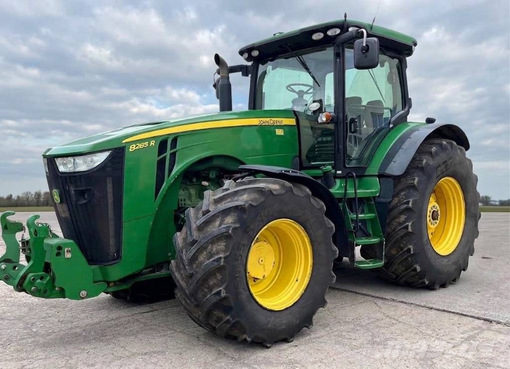 John Deere 8285 R Tractoare