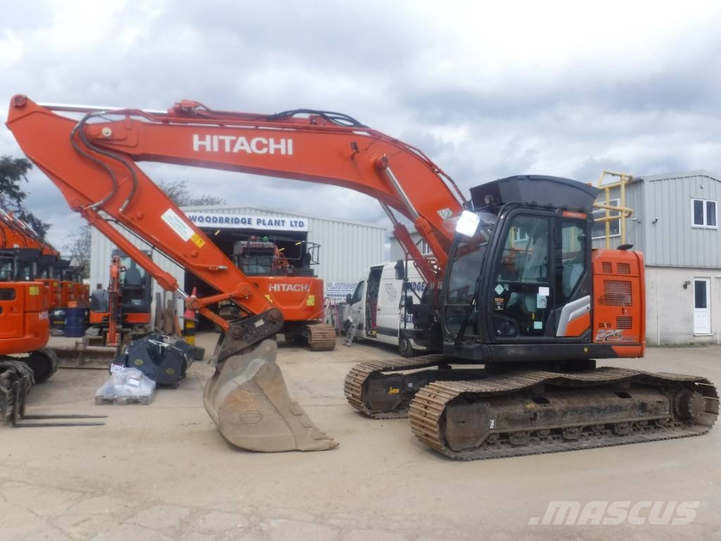 Hitachi ZX 225 US LC-7, 2021, Luton, Bedfordshire, United Kingdom