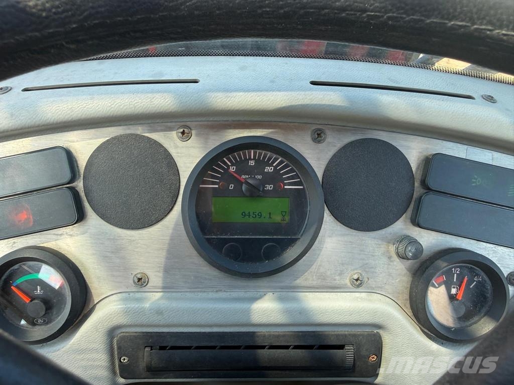 Schäffer 8610T telelader 伸縮輪式裝載機