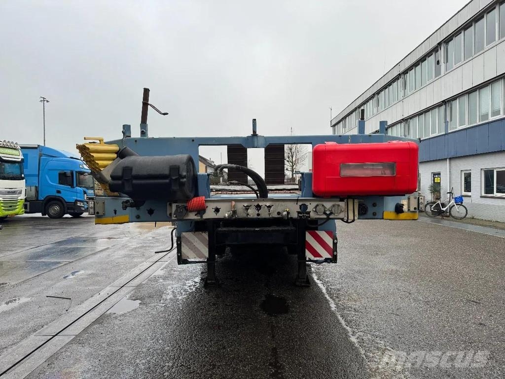 Faymonville TL4S - 2,8M EXTENDABLE + HYDRAULIC RAMPS 3 AXLE ST Low loader yari çekiciler