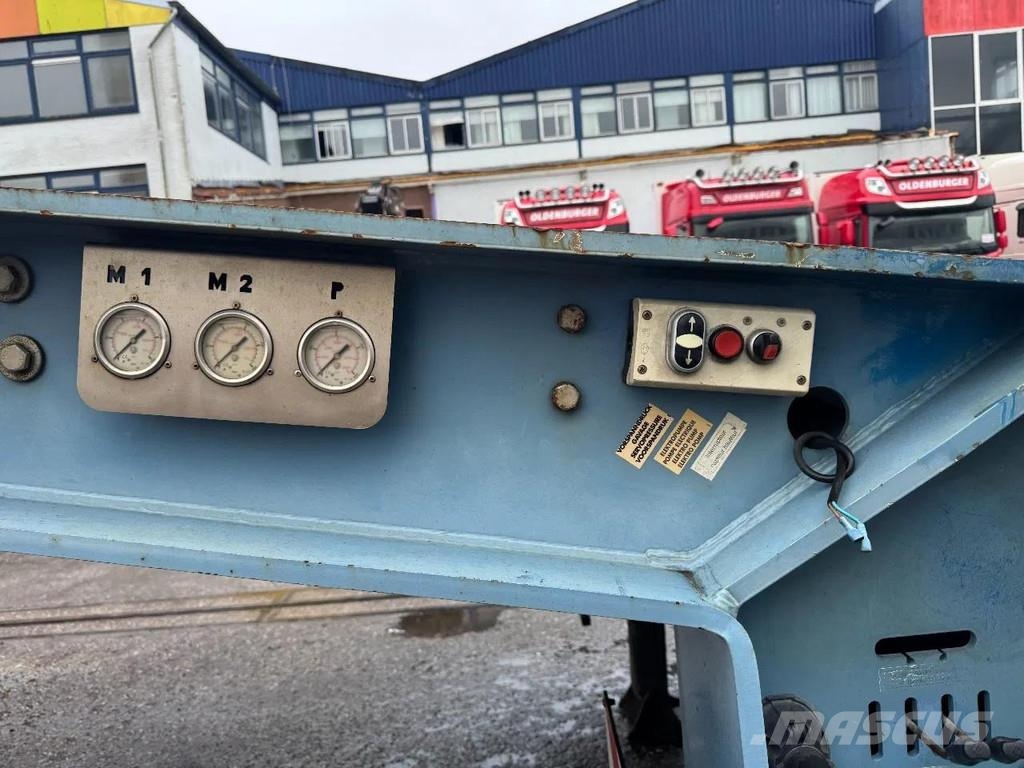 Faymonville TL4S - 2,8M EXTENDABLE + HYDRAULIC RAMPS 3 AXLE ST Low loader yari çekiciler