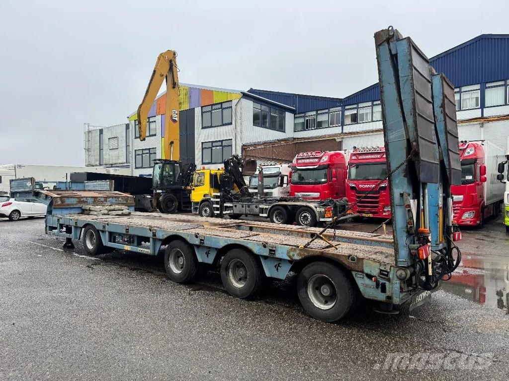 Faymonville TL4S - 2,8M EXTENDABLE + HYDRAULIC RAMPS 3 AXLE ST Low loader yari çekiciler