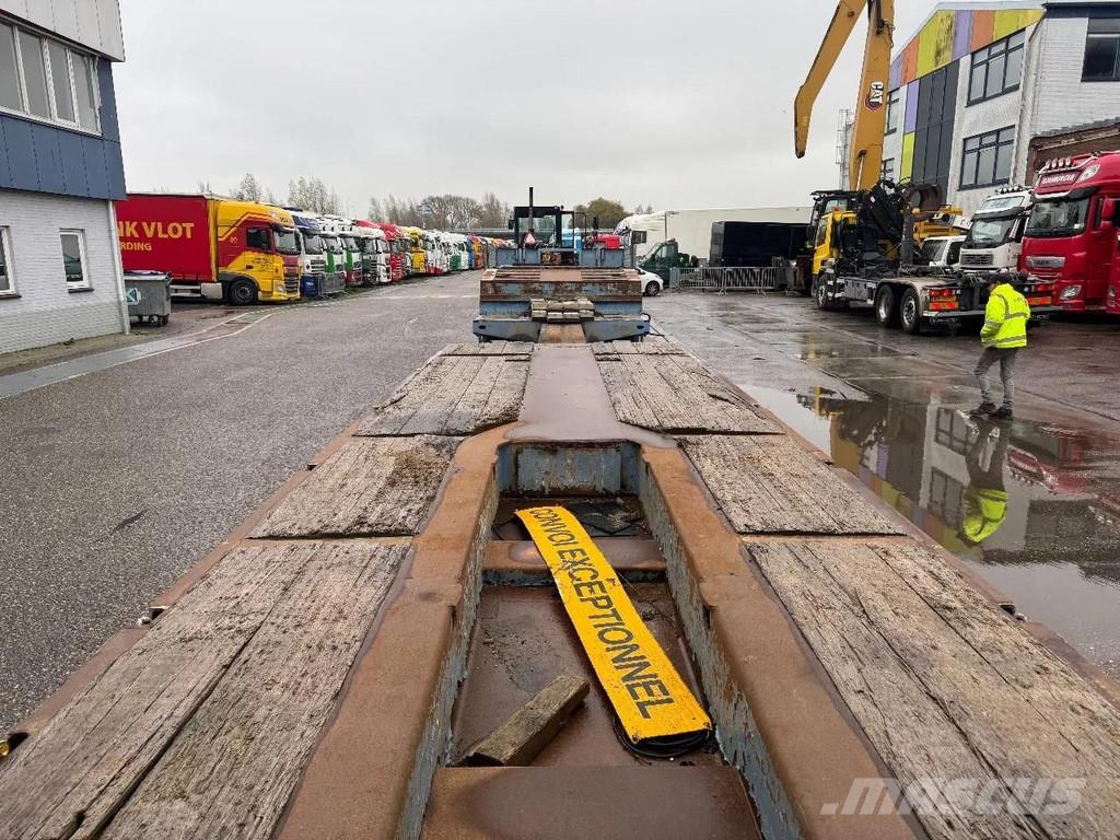 Faymonville TL4S - 2,8M EXTENDABLE + HYDRAULIC RAMPS 3 AXLE ST Low loader yari çekiciler