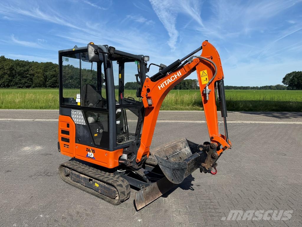 Hitachi ZX19-6 minigraver NL machine Miniexcavadoras