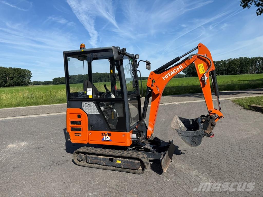 Hitachi ZX19-6 minigraver NL machine Miniexcavadoras