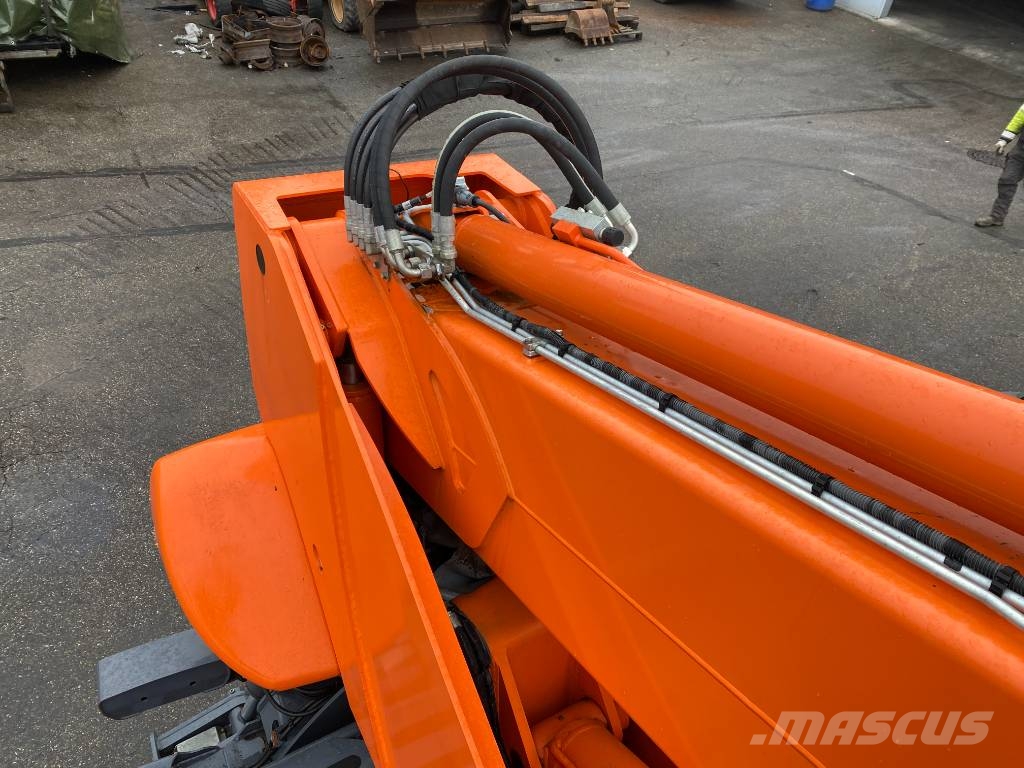 Magni RTH 6.30-V/D+Treuil W6 1er Main Endommagé Τηλεσκοπικοί τροχοφόροι φορτωτές