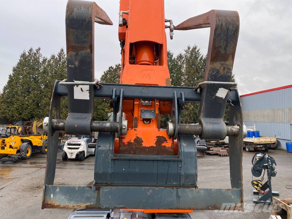 Magni RTH 6.30-V/D+Treuil W6 1er Main Endommagé Τηλεσκοπικοί τροχοφόροι φορτωτές