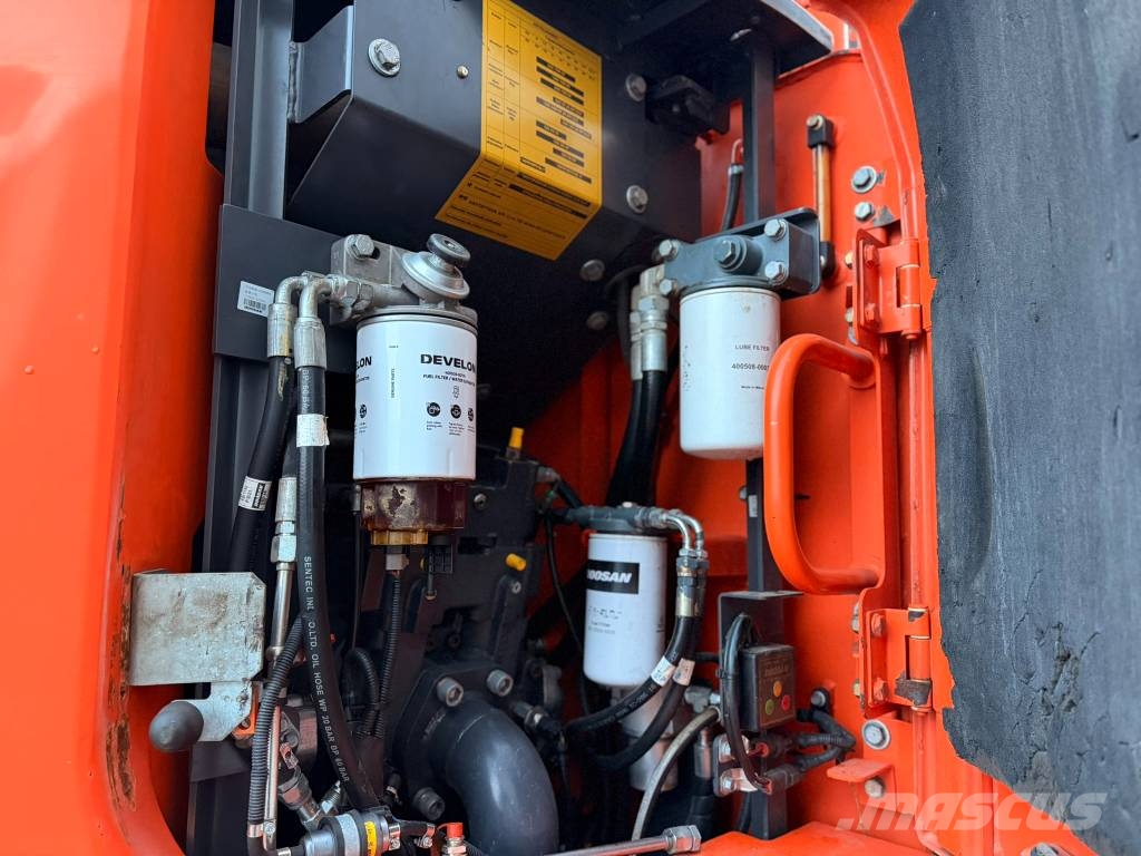 Doosan DX 235 LCR-5 Engconilla Crawler excavators