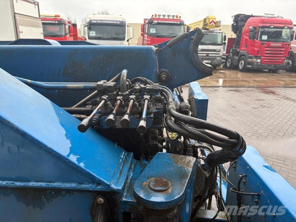 Serrus SILO tipper 90 degrees Cisternové návěsy