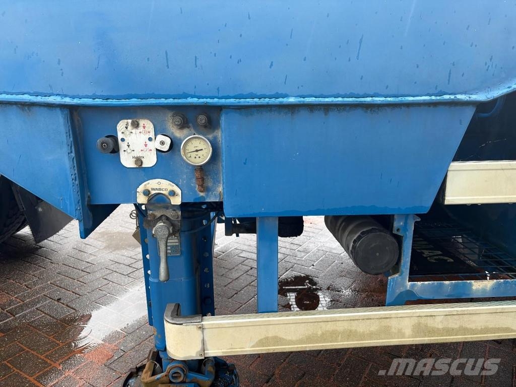 Serrus SILO tipper 90 degrees Cisternové návěsy