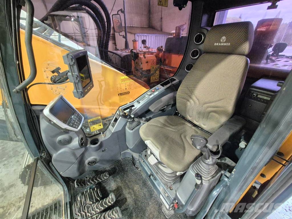 Hyundai HX 235 LCR Gravemaskiner på larvebånd
