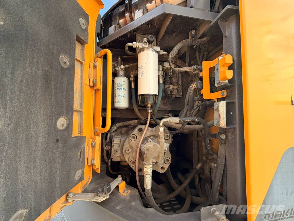 Volvo ECR 235 E Paletli ekskavatörler