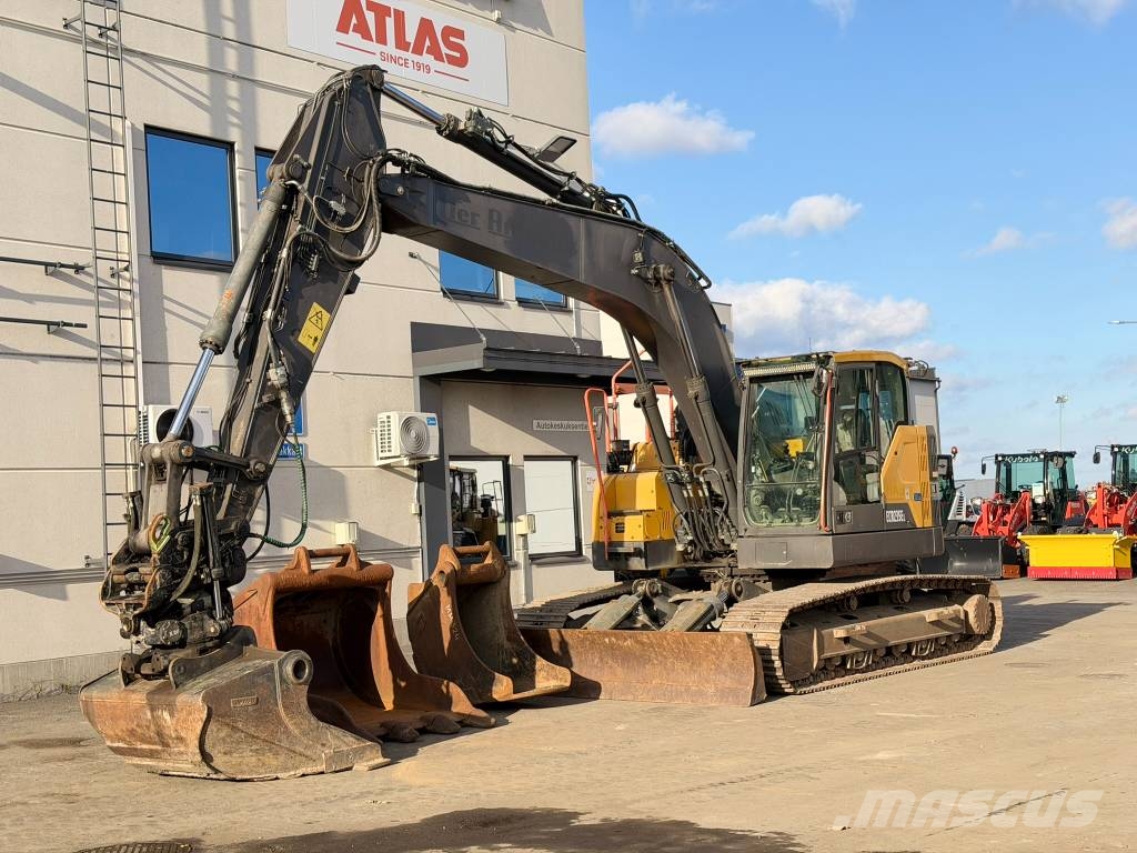Volvo ECR 235 E Paletli ekskavatörler