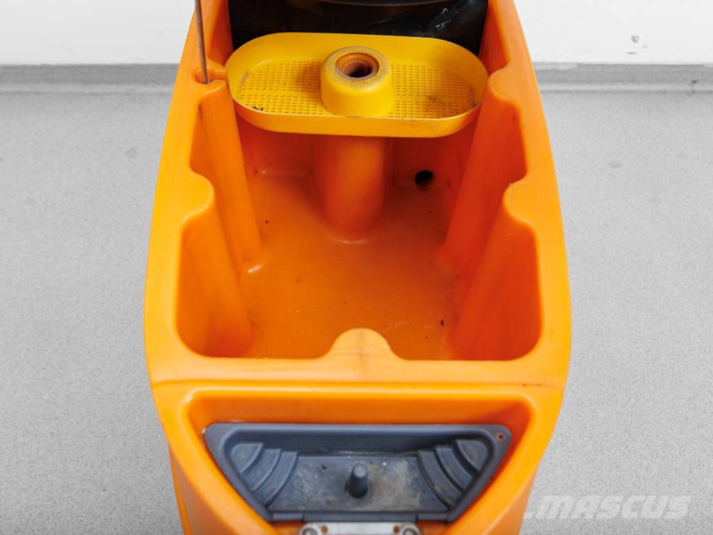 Taski Swingo 755 B - NEW BATTERIES Strojevi za čiščenje i ribanje podova
